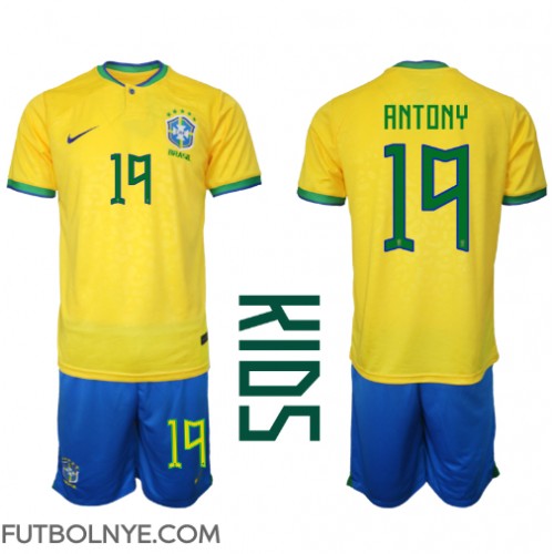 Camiseta Brasil Antony #19 Primera Equipación para niños Mundial 2022 manga corta (+ pantalones cortos)